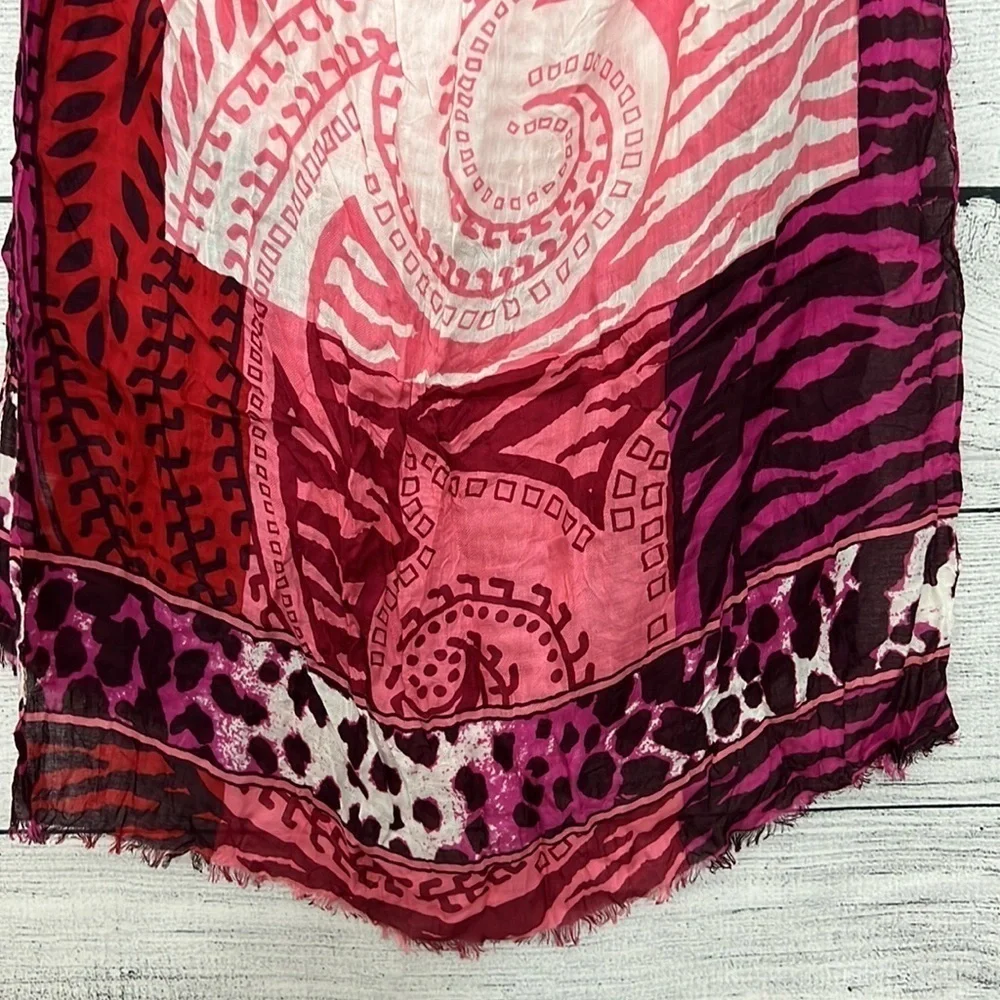 Lightweight scarf